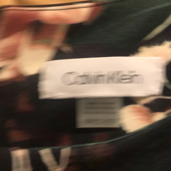 Calvin Klein Black Floral 3/4 Sleeve Dress - Picture 2 of 6